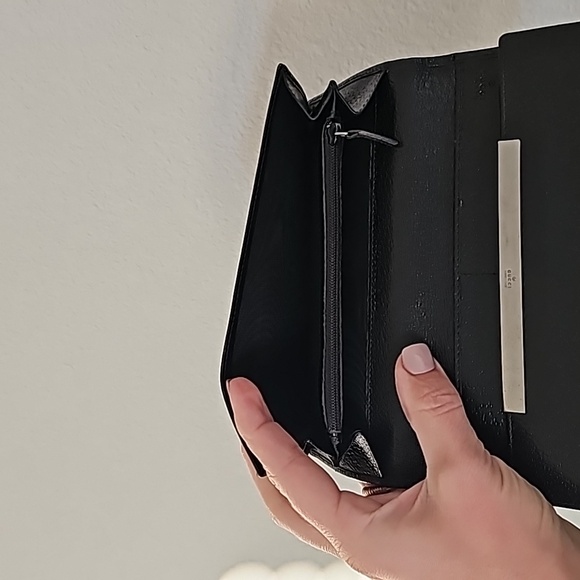 Gucci Wallet - Picture 8 of 10